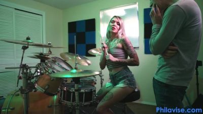 Philavise – Angel Amour My First Drum Lesson